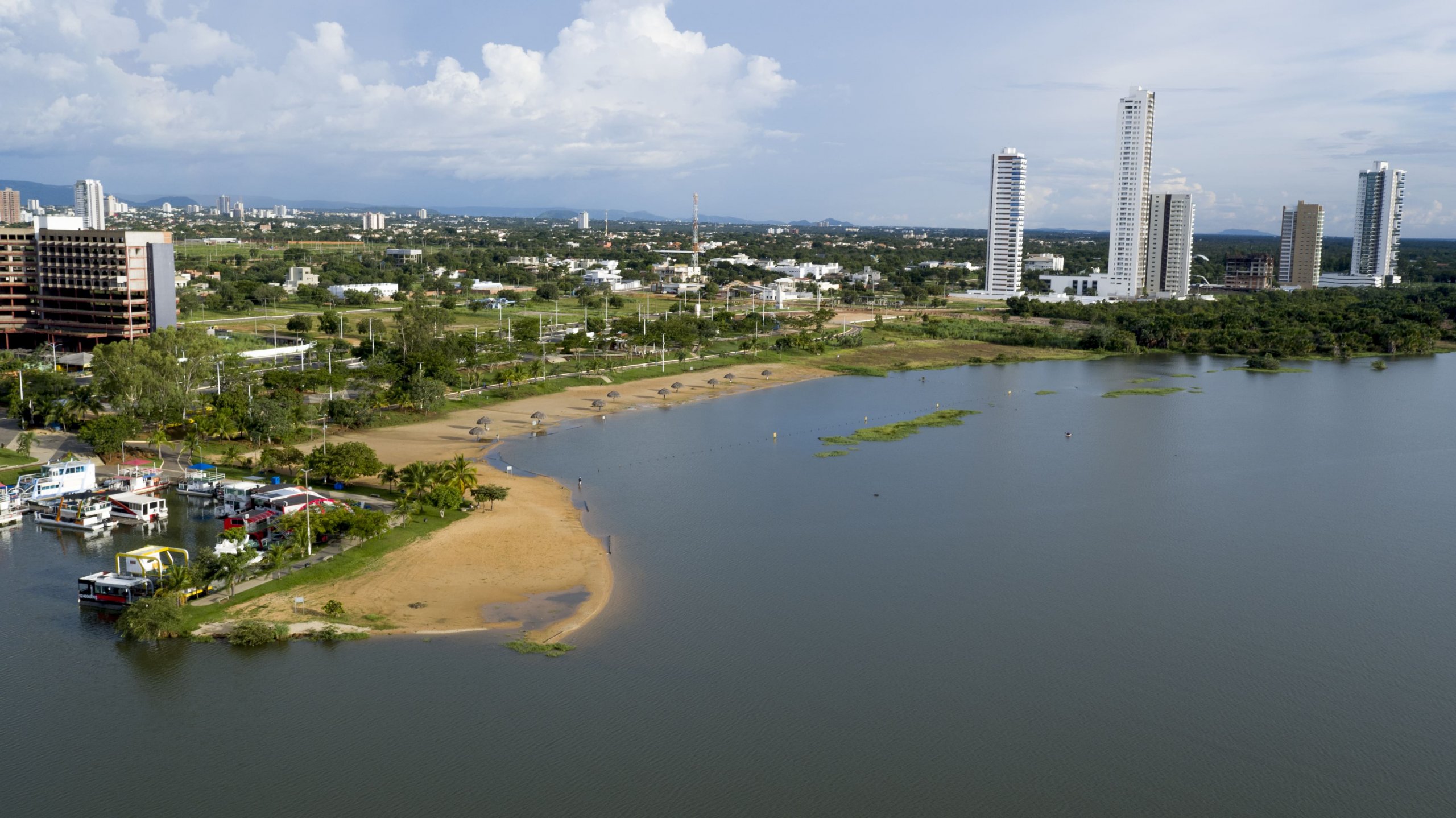 Imóveis na Orla de Palmas: Guia Completo